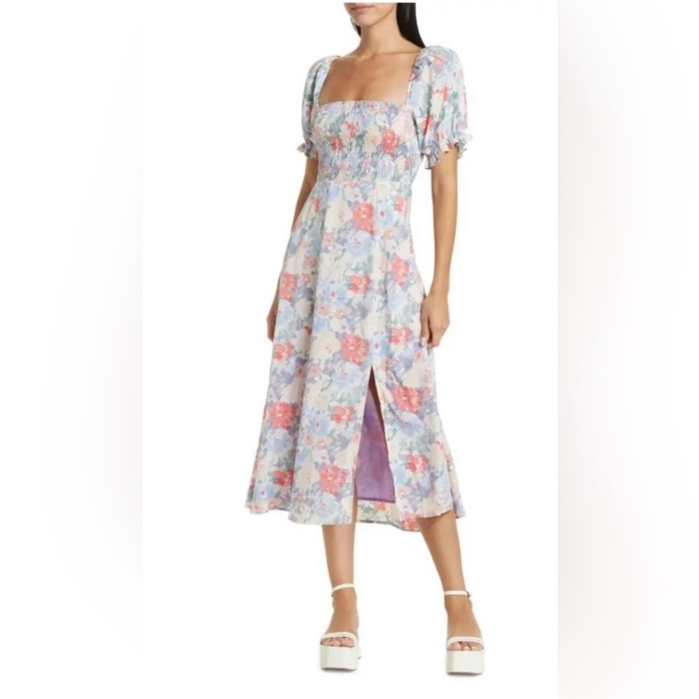 ASTR Puff-Sleeve Floral Midi-Dress